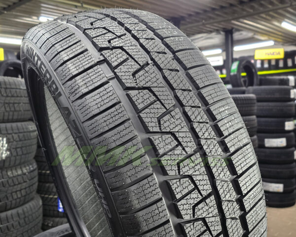 225/45R17 Compasal Winterblazer UHP 94V XL - Vissezonas riepas / Ziemas riepas