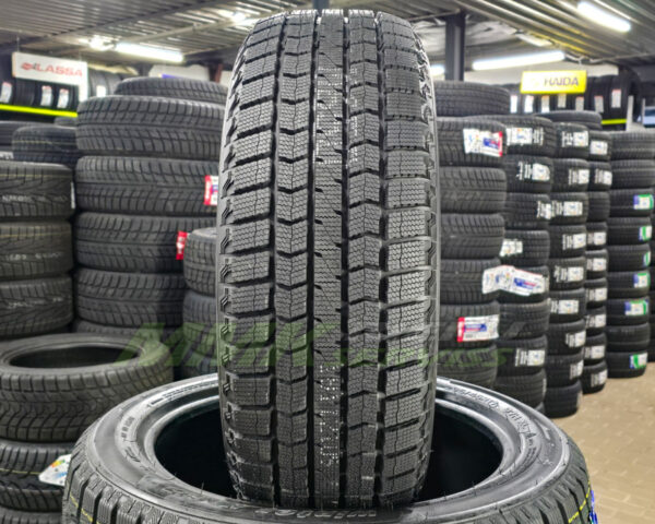 195/55R16 Maxxis Premitra Ice SP3 87T - Vissezonas riepas / Ziemas riepas