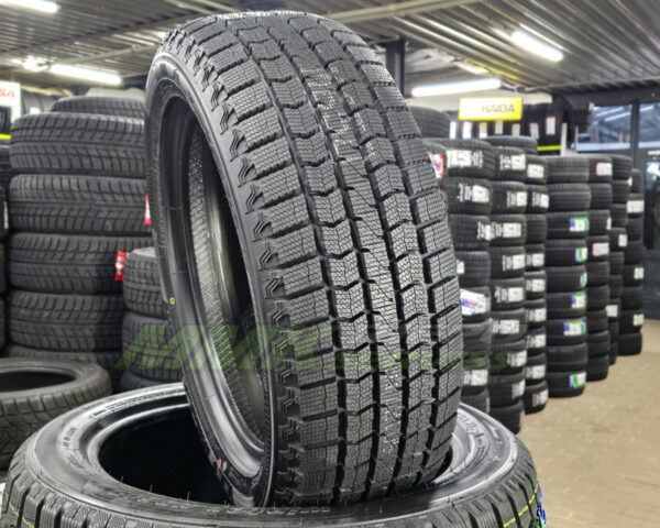 195/55R16 Maxxis Premitra Ice SP3 87T - Vissezonas riepas / Ziemas riepas