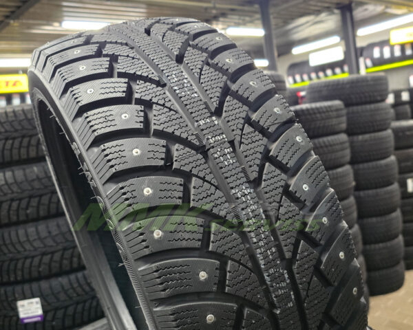 195/70R15C Goodride SW606 104/102R ar radzēm - Ziemas riepas / Ziemas ar radzēm riepas