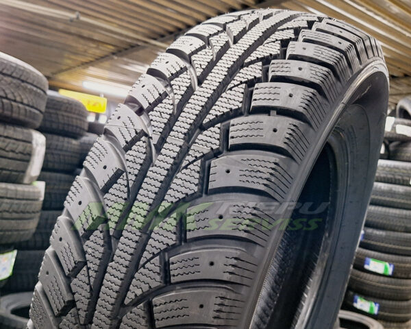 225/50R18 Goodride SW606 99H XL - Vissezonas riepas / Ziemas riepas