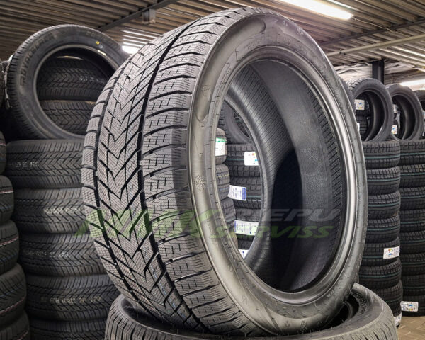 305/40R20 Roadmarch Winter XPro 999 112H DOT21 - Vissezonas riepas / Ziemas riepas