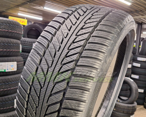 Hankook iON i*cept IW01 - Centrāleiropas ziemas riepu modelis MMK Riepas