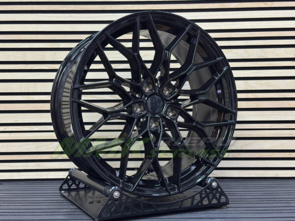 R18x8 5X112 ET27 66.6 IN292 Black (BL) - Aluminija A riepas