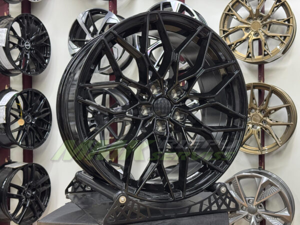 R18x8 5X112 ET27 66.6 IN292 Black (BL) - Image 4