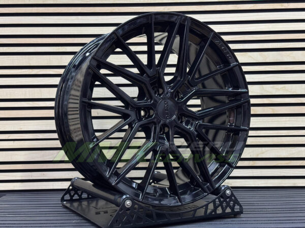 R19X8.5 5X108 ET40 73.1 ARCEO SEVILLA Black - Aluminija A riepas