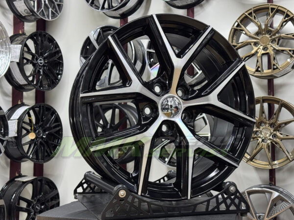 R18X7.5 5X114.3 ET45 73.1 B1344 Black Polished (MB) - Aluminija A riepas