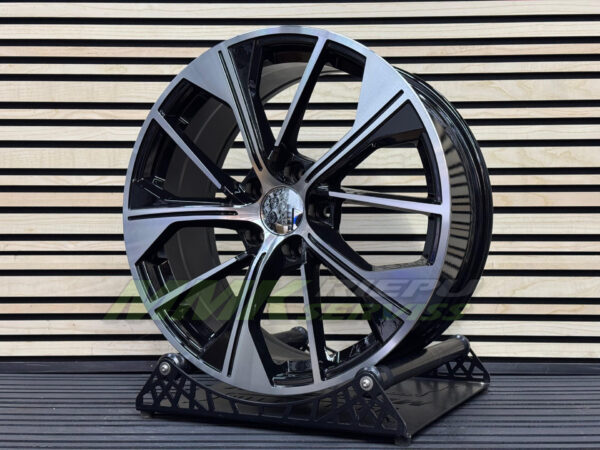 R18X8 5X112 ET39 66.5 B5907 (IN5006) Black Polished (MB) - Aluminija A riepas