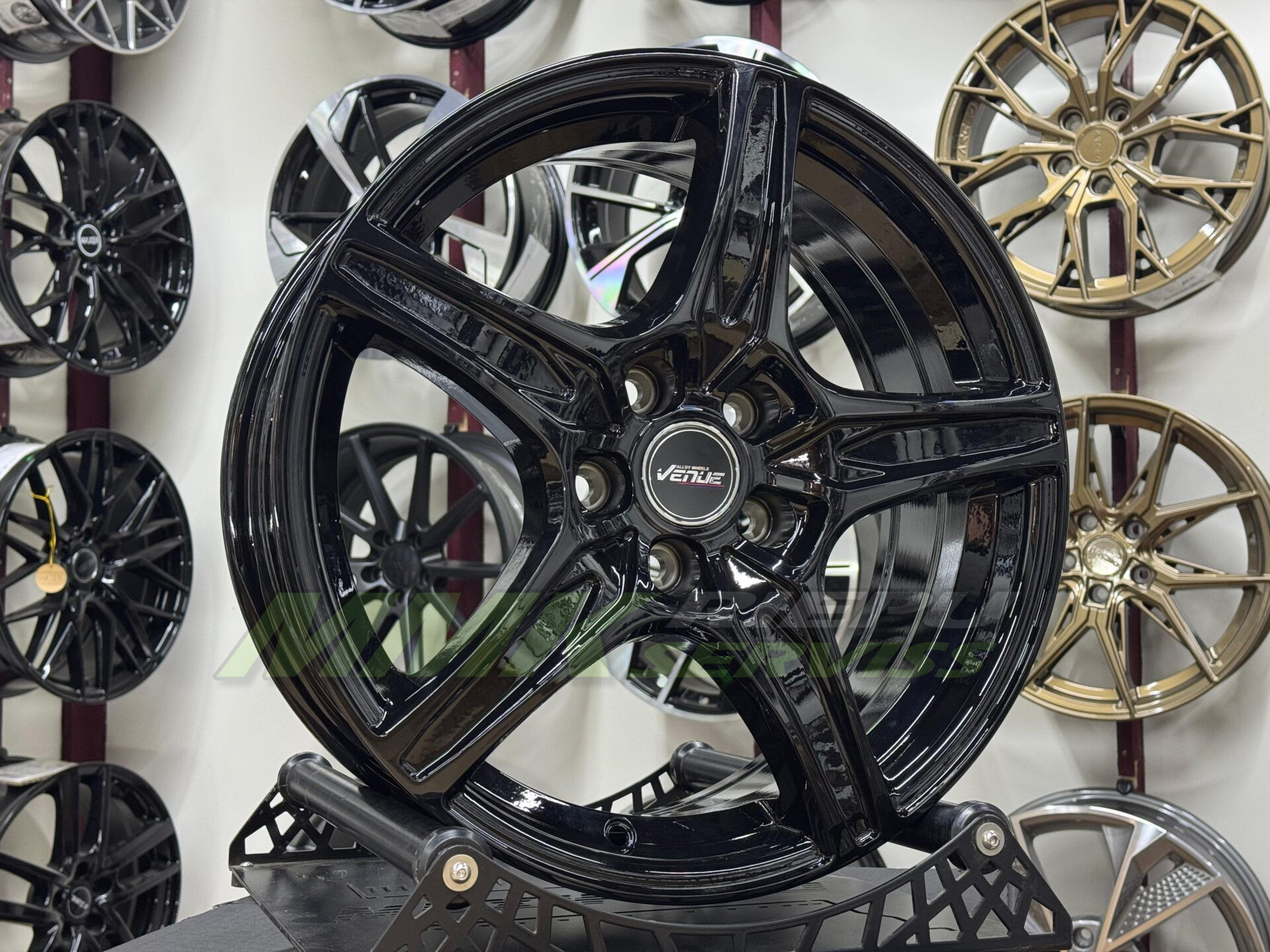 R16X6.5 5X100 ET35 57.1 Venue VL5 Gloss Black - Image 4