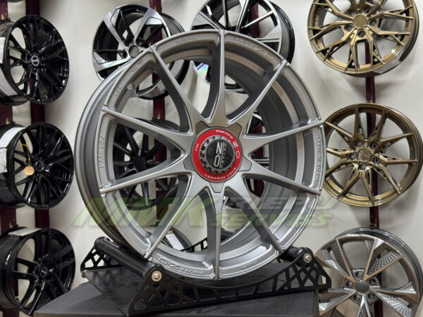 R17X7.5 5X112 ET50 75.0 OZ Racing Formula HLT Grigio Corsa - Aluminija A riepas