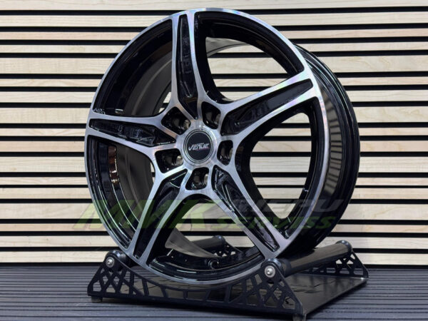 R16X6.5 5X114.3 ET45 67.1 Venue VL5 Black Polish