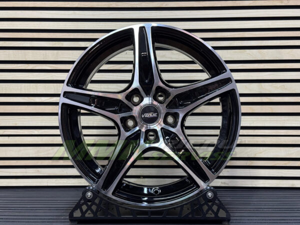R16X6.5 5X114.3 ET45 67.1 Venue VL5 Black Polish - Aluminija A riepas