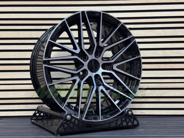 R18X8 5X108 ET40 73.1 ARCEO SEVILLA Black Diamond - Aluminija A riepas