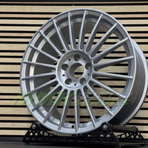 R19X9.5 5X112 ET39 66.6 IN005 (IN0284) Silver Shining (SS) - Aluminija A riepas