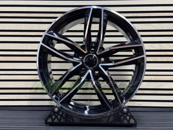 R20X9 5X112 ET35 66.5 BK690 (IN5228) Black Polished (MB) - Aluminija A riepas