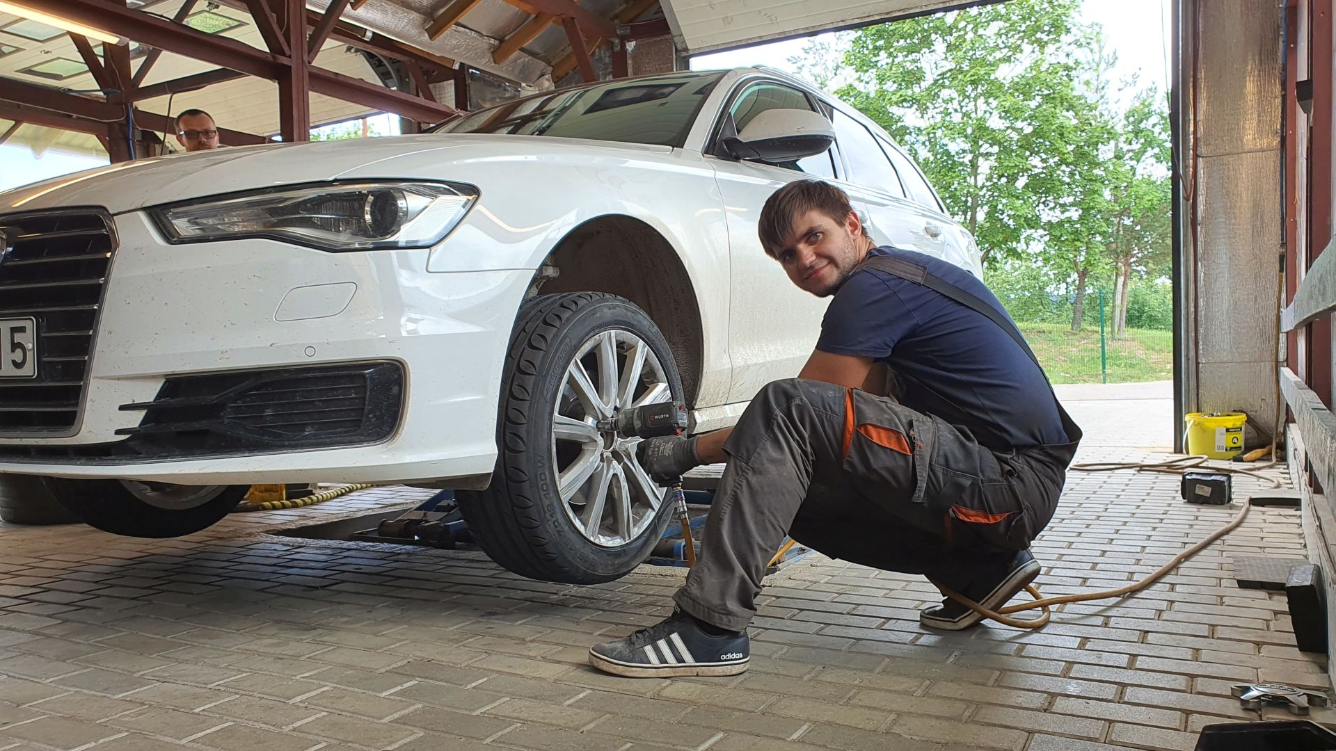 Riepu montāža un balansēšana MMK Riepas servisos