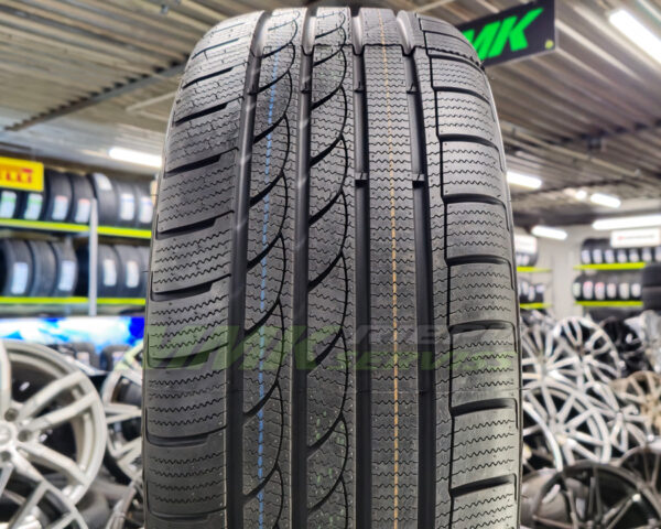 205/40R17 Imperial Snowdragon 3 ICE-PLUS S210 84V XL - Vissezonas riepas / Ziemas riepas