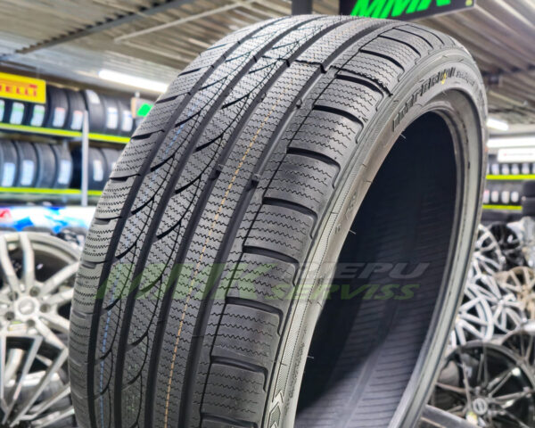 205/40R17 Imperial Snowdragon 3 ICE-PLUS S210 84V XL - Vissezonas riepas / Ziemas riepas
