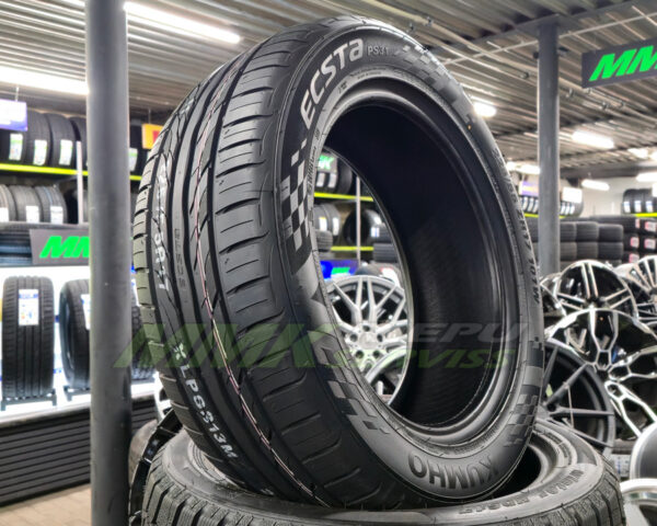 225/55R17 Kumho ECSTA PS31 101W XL - Vasaras riepas