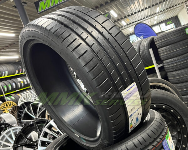 255/40R20 Michelin Pilot Super Sport 101Y XL N0 - Vasaras riepas