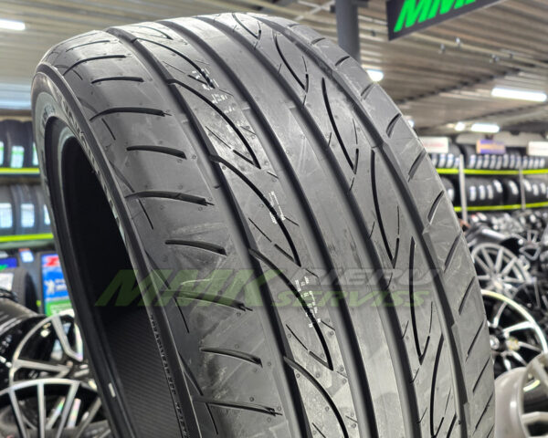 275/40R19 Yokohama ADVAN Fleva V701 105W XL - Vasaras riepas