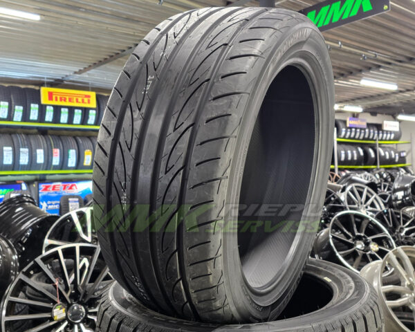 275/40R19 Yokohama ADVAN Fleva V701 105W XL - Vasaras riepas