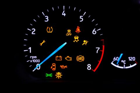 Auto paneļa simboli