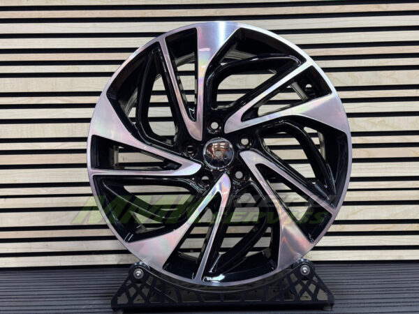 R18X7.5 5X114.3 ET51 67.1 B5518 Black Polished (MB) - Aluminija A riepas
