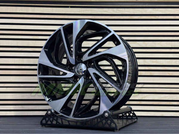 R18X7.5 5X114.3 ET51 67.1 B5518 Black Polished (MB) - Aluminija A riepas