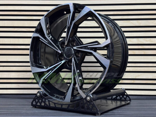 R19X8 5X112 ET35 66.5 B5893 (IN5534) Black Polished (MB) - Aluminija A riepas