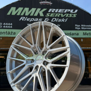 R18X8 5X108 ET45 73.1 ARCEO VALENCIA Silver Diamond - Aluminija A riepas