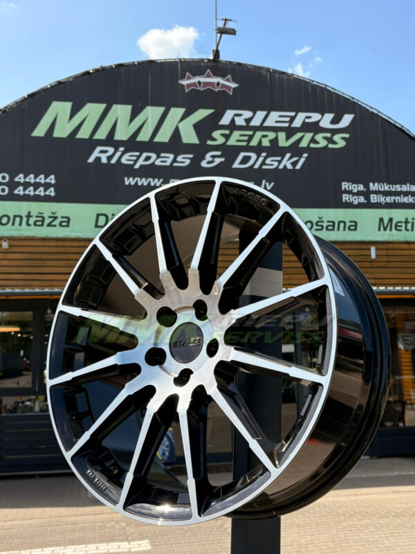 R19X8 5X112 ET30 73.1 ARCEO ASW03 Black Diamond - Aluminija A riepas