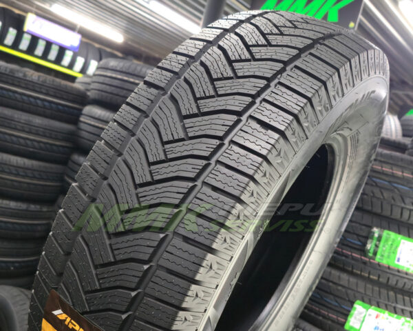 215/75R16C Aplus ASV909 113/111R - Vissezonas riepas / Ziemas riepas