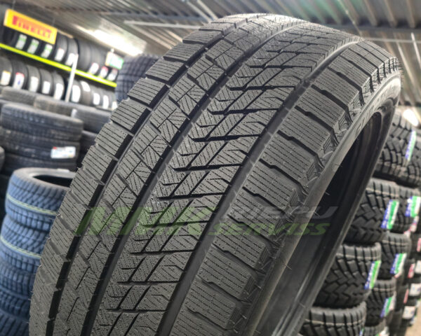 215/65R16 Zelda SURATE Ice03 98T - Vissezonas riepas / Ziemas riepas