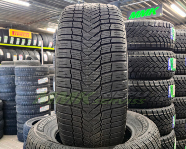 235/40R19 Sunny NC501 96Y XL - Vissezonas riepas / Ziemas riepas