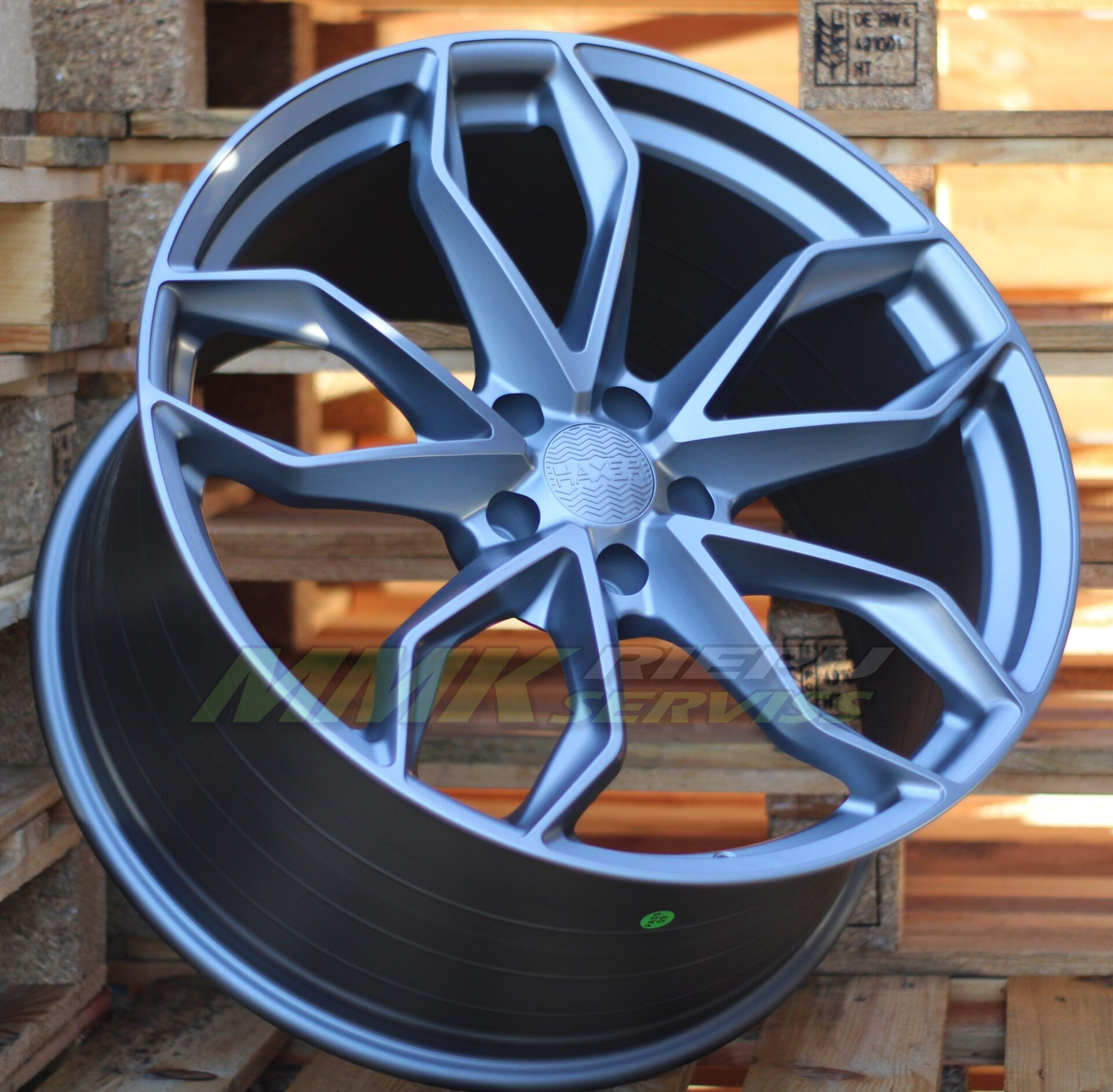 R21X10.5 5X120 ET38 74.1 HX021 (3S104B) Gun Metal Half Matt (GMHM) HAXER - Aluminija A riepas