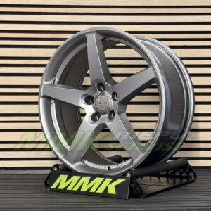 R18X8 5X112 ET42 72.3 Momo Five Titan-Silver - Aluminija A riepas