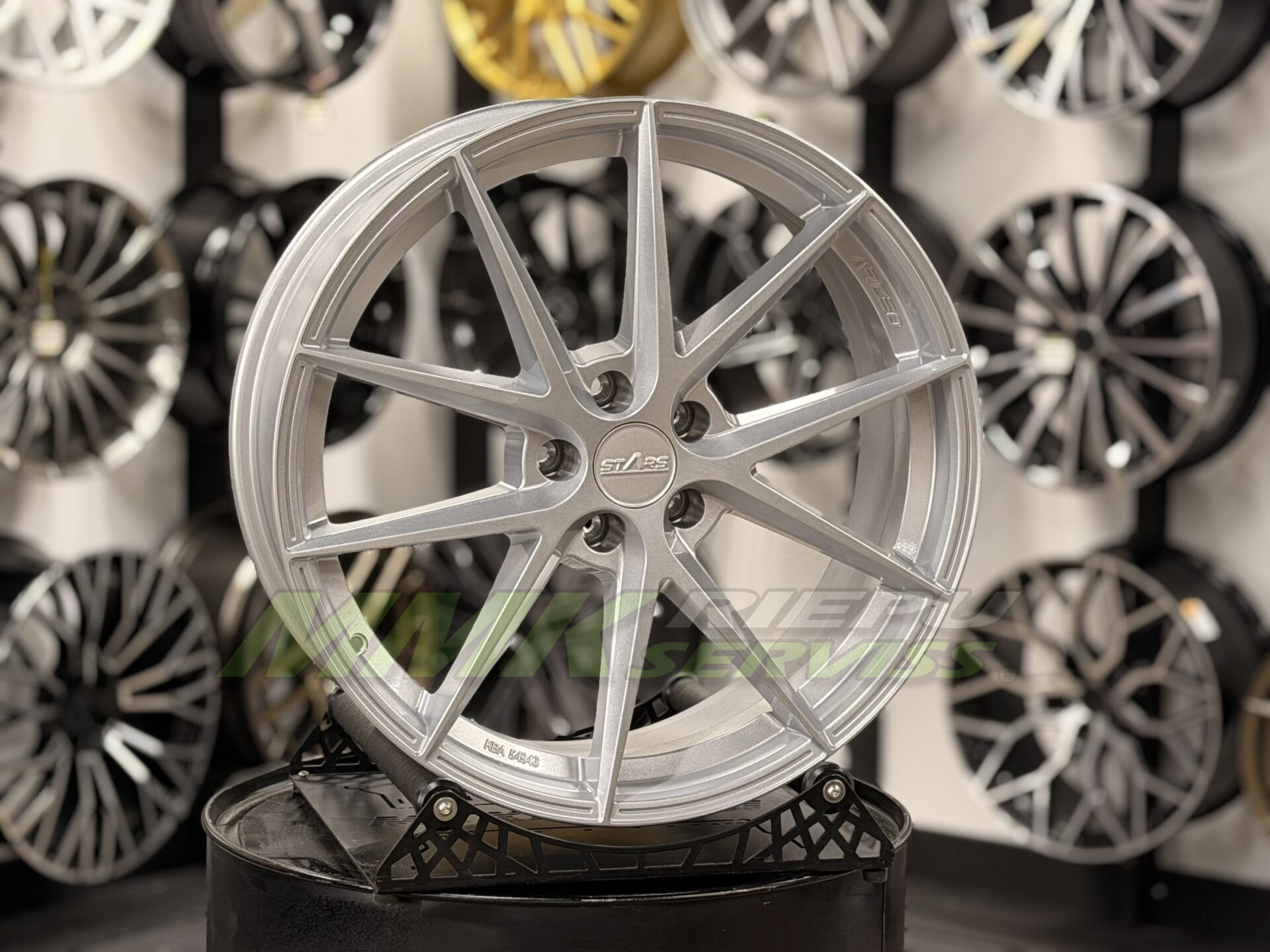 R20X8.5 5X112 ET30 66.45 ARCEO ASW01 Black Diamond - Aluminija A riepas