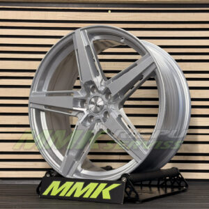 R20X8.5 5X112 ET40 66.6 Venue Nord5 Gloss Silver - Aluminija A riepas