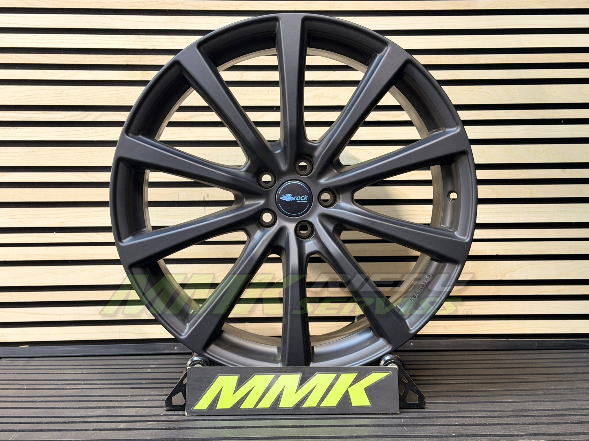 R20X8.5 5X114.3 ET35 64.1 Brock B32 Schwarz Klar Matt (SKM) - Aluminija A riepas