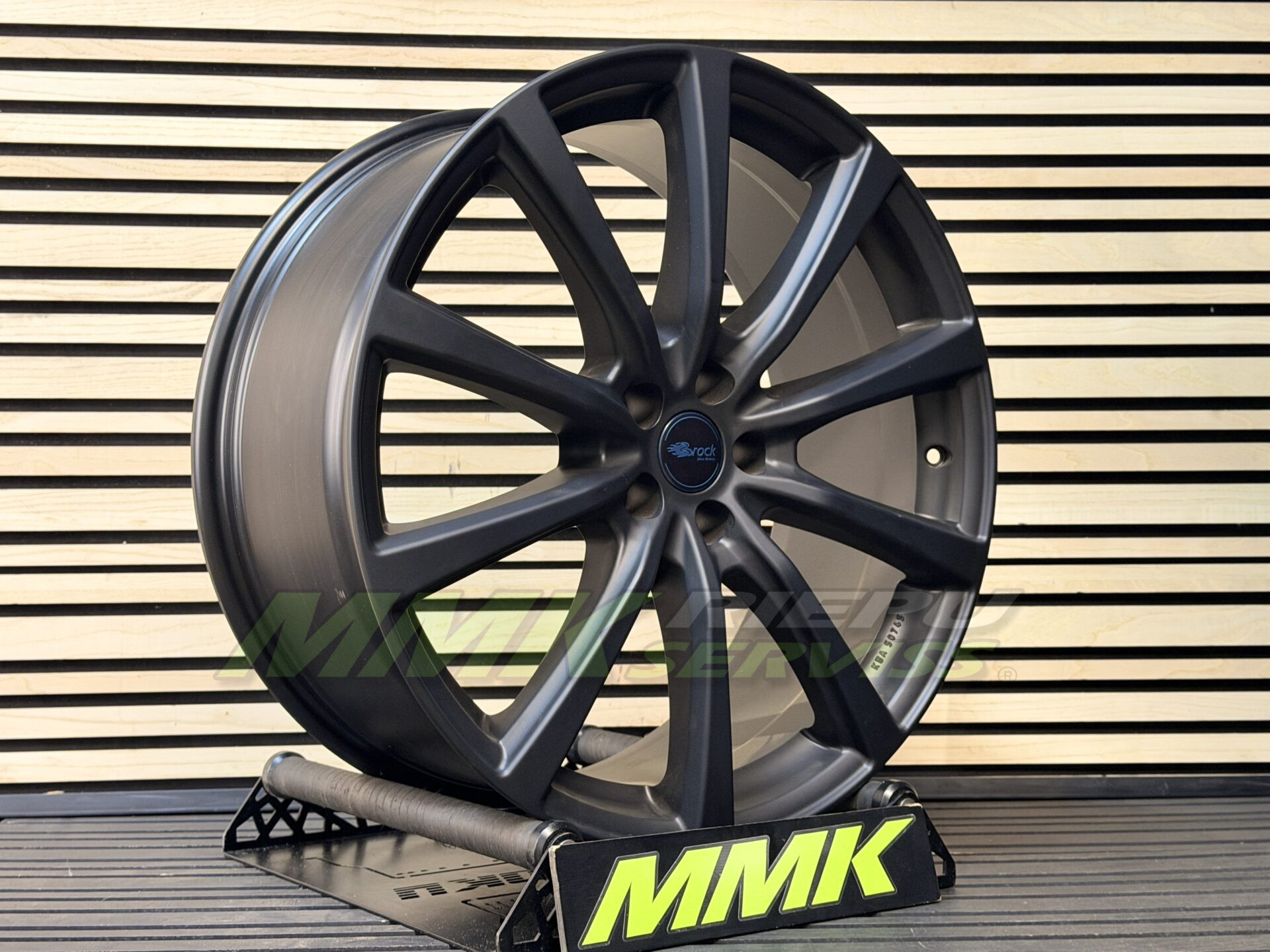 R20X8.5 5X114.3 ET35 64.1 Brock B32 Schwarz Klar Matt (SKM) - Aluminija A riepas