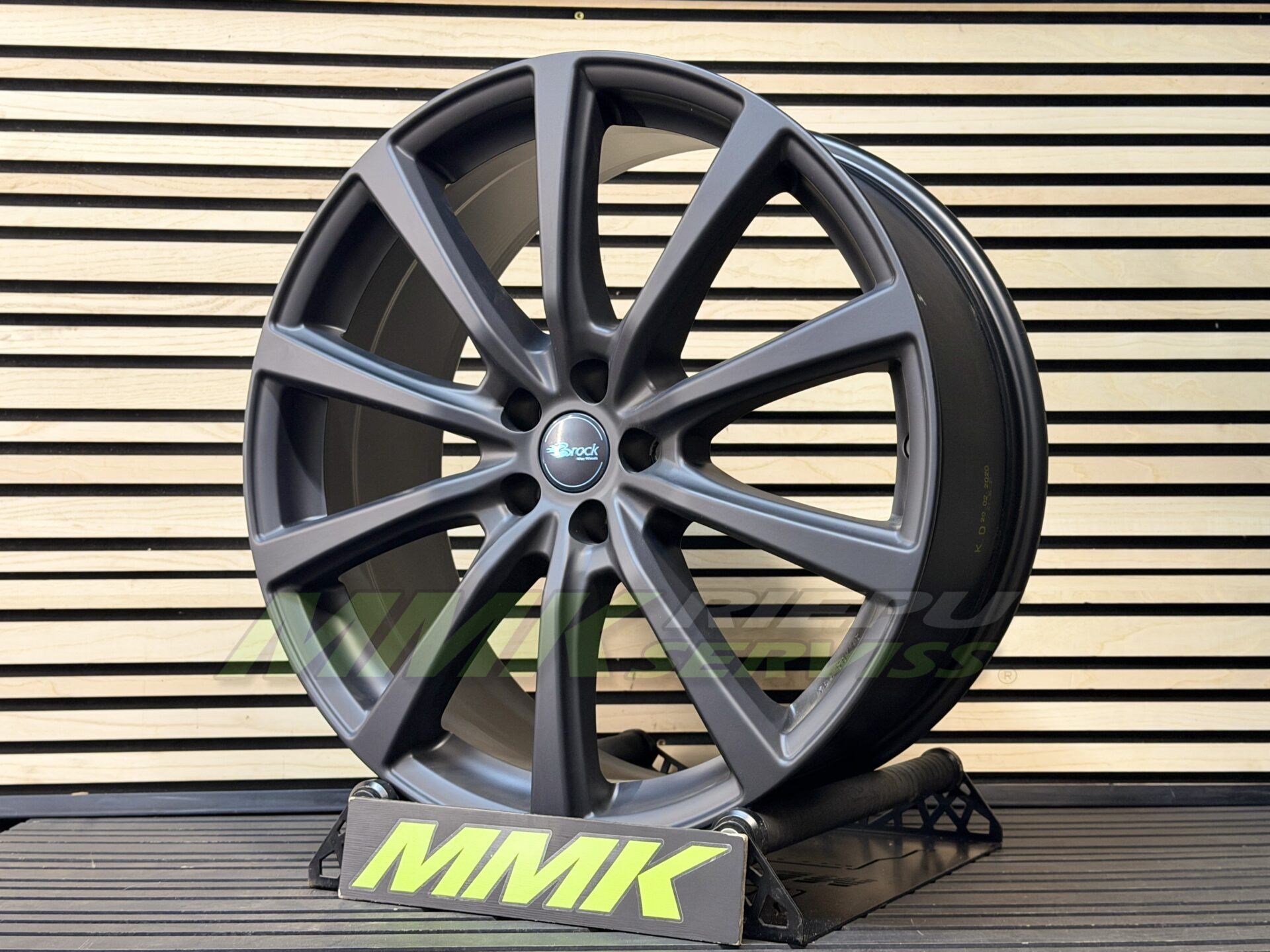 R20X8.5 5X114.3 ET35 64.1 Brock B32 Schwarz Klar Matt (SKM) - Aluminija A riepas