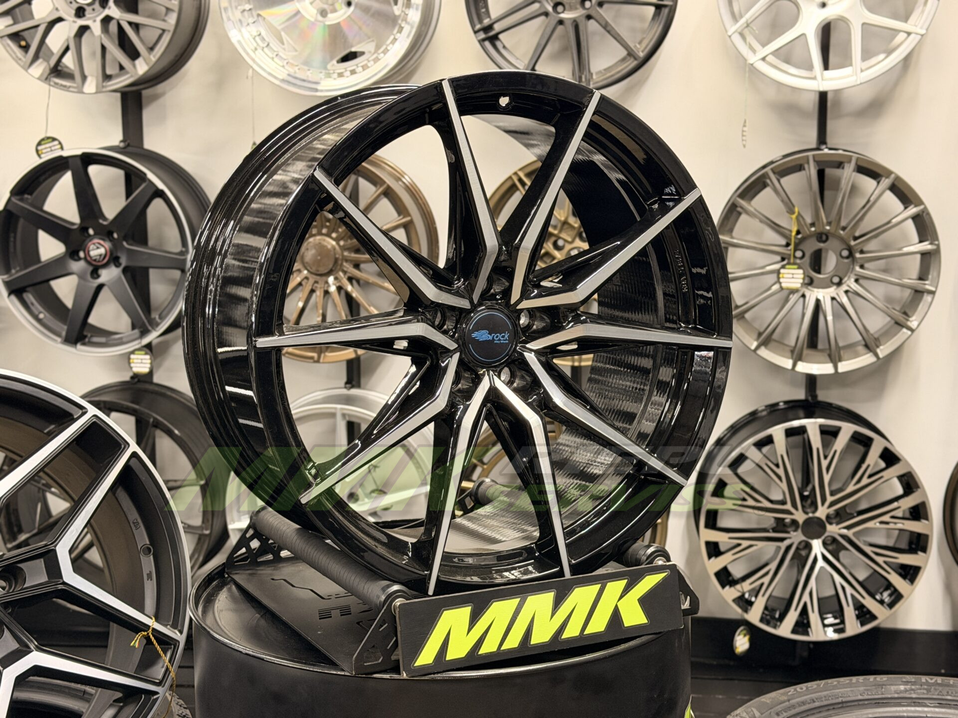 R20X9.5 5X112 ET35 66.6 Brock B42 Schwarz Glanz Voll-Poliert (SGVP) - Aluminija A riepas