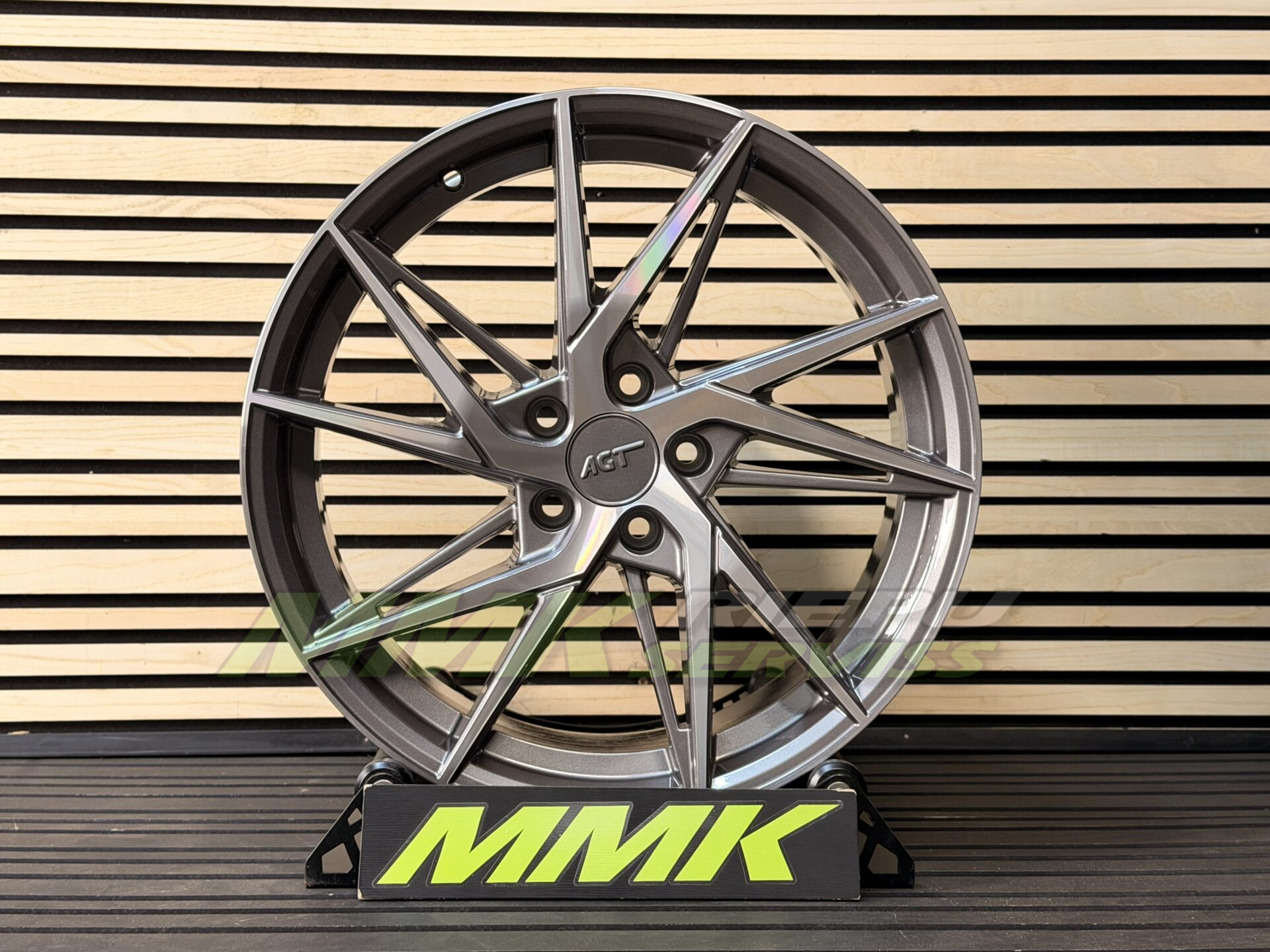 R18X8 5X108 ET35 72.6 AGT Wheels 18259 Titan Diamond - Aluminija A riepas