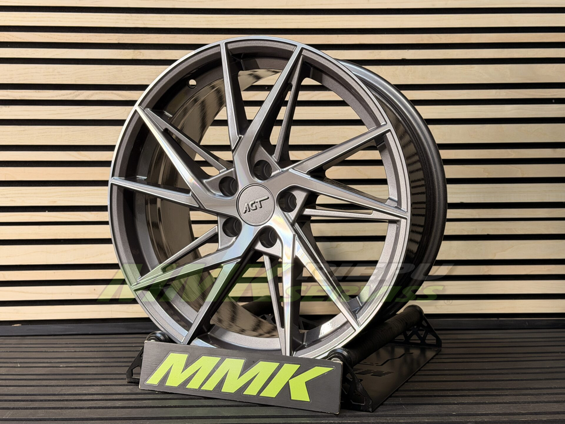R18X8 5X108 ET35 72.6 AGT Wheels 18259 Titan Diamond - Aluminija A riepas