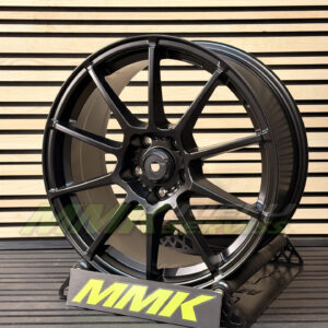 R18X8 5X114.3 ET35 73.1 Sonic EMR S1042 Deep Matt Black - Aluminija A riepas
