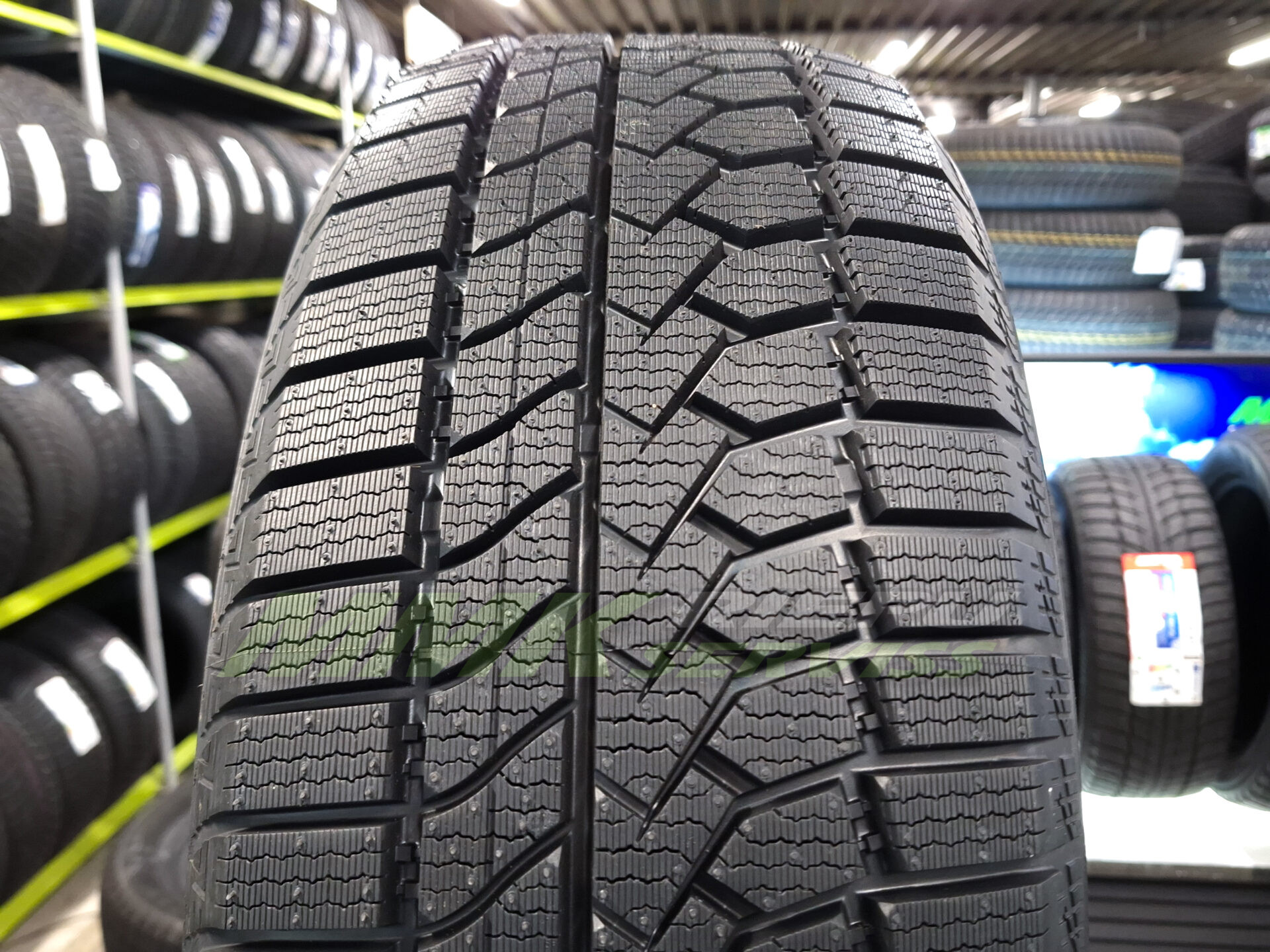 235/60R18 Trazano SW628 103T - Vissezonas riepas / Ziemas riepas