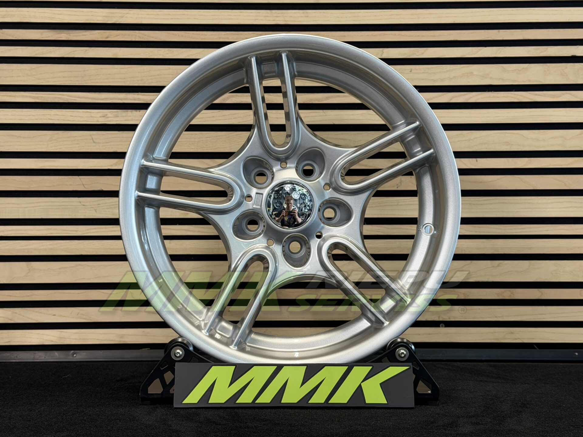 R17X8 5X120 ET20 74.1 A5477 Silver Shining (SS) - Aluminija A riepas