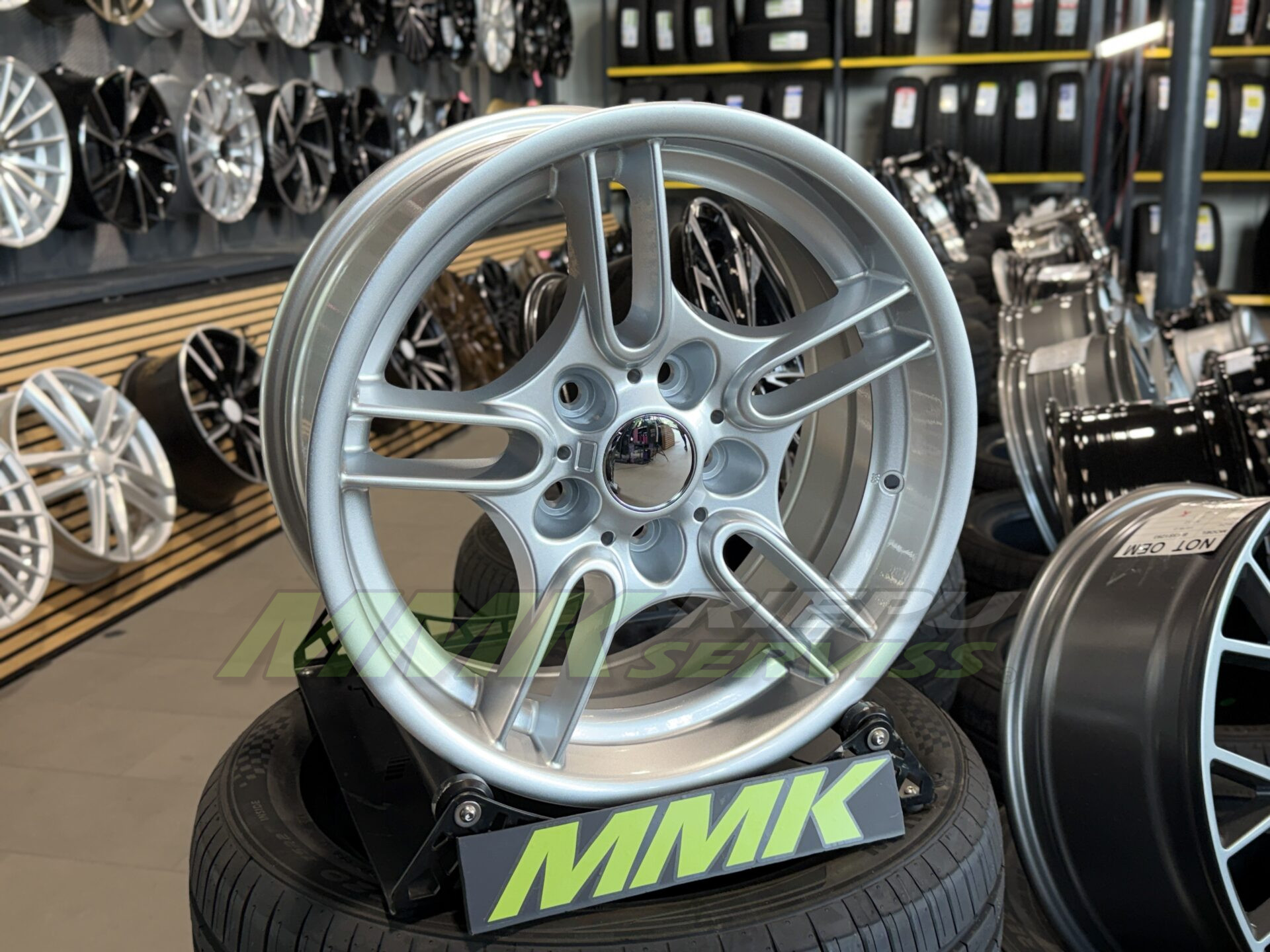 R17X8 5X120 ET20 74.1 A5477 Silver Shining (SS) - Aluminija A riepas