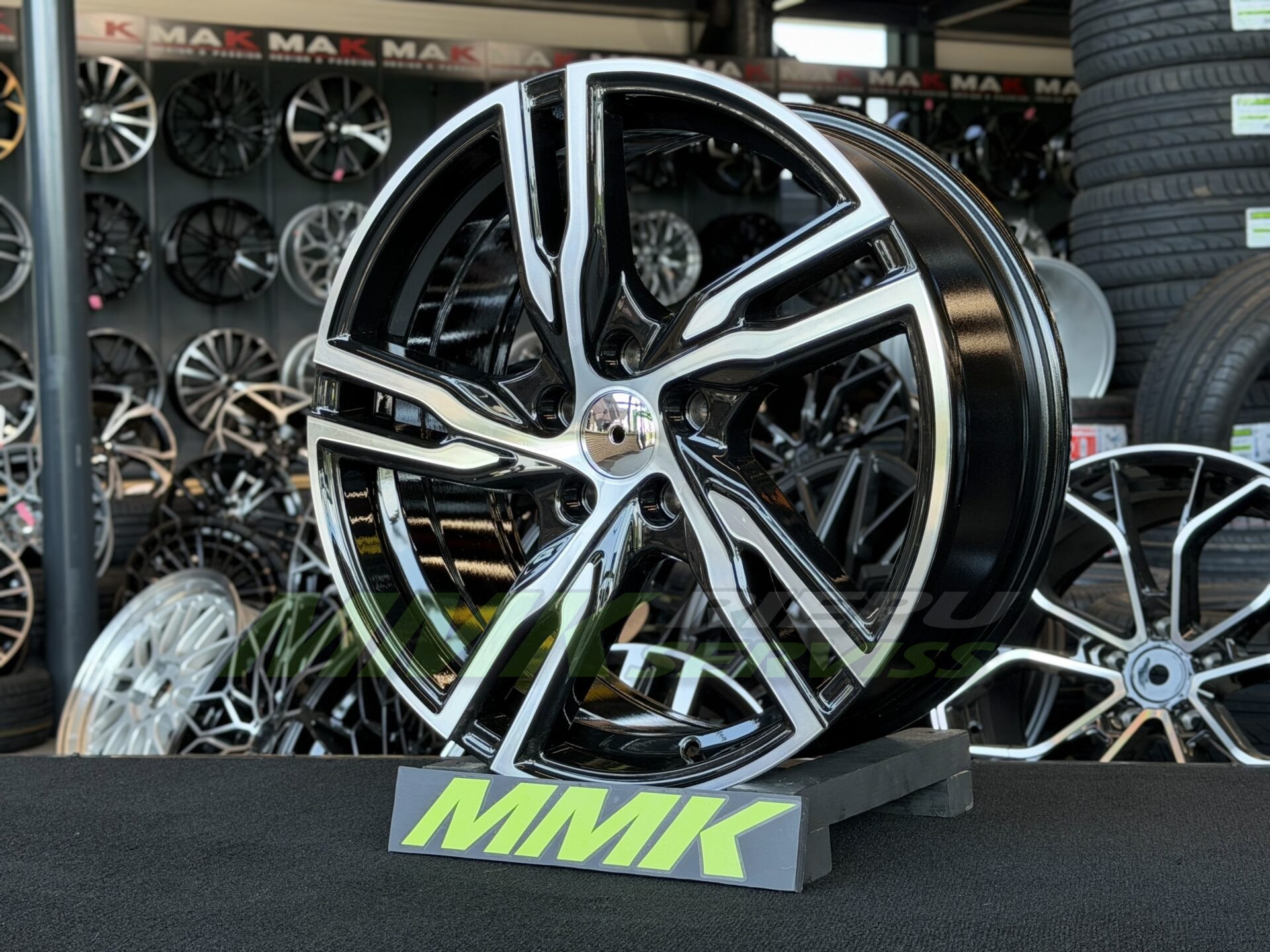 R18X8 5X108 ET50 63.3 FE161 (BK5399) Black Polished (MB) - Aluminija A riepas